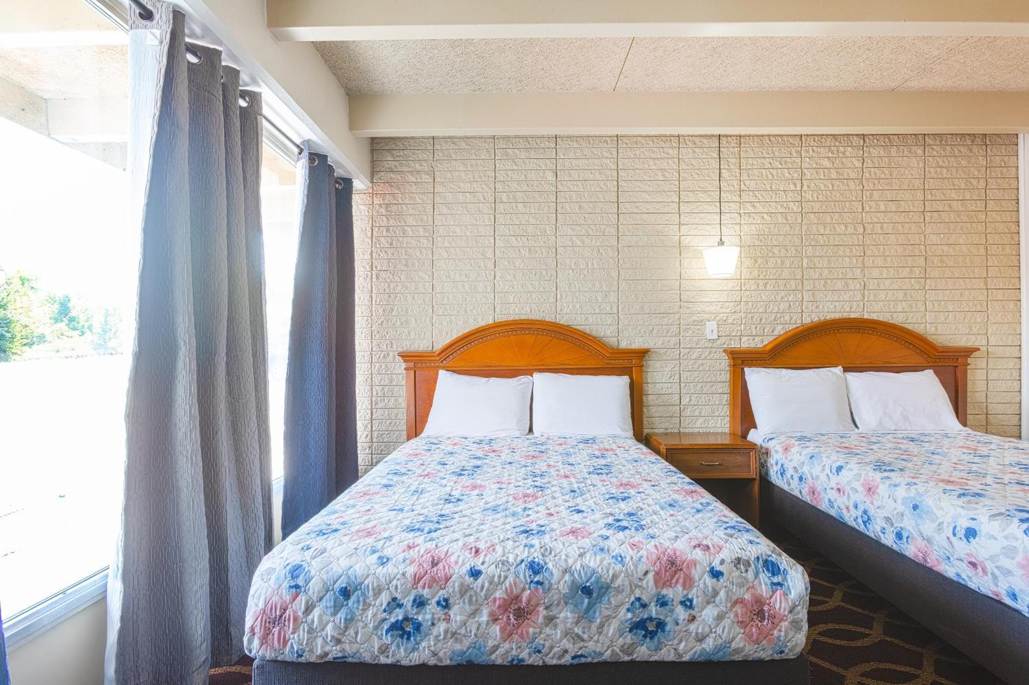 Sonrise Inn Lincoln Hwy By Oyo Breezewood Ngoại thất bức ảnh